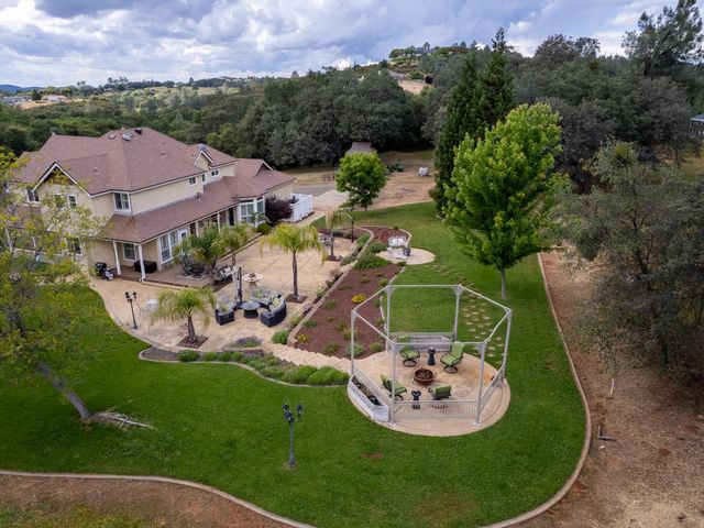 3140 Ridgeline Dr, Rescue, CA 95672