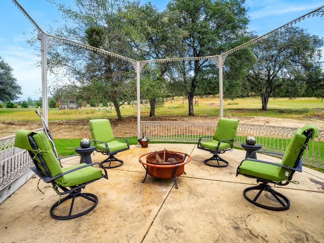 3140 Ridgeline Dr, Rescue, CA 95672