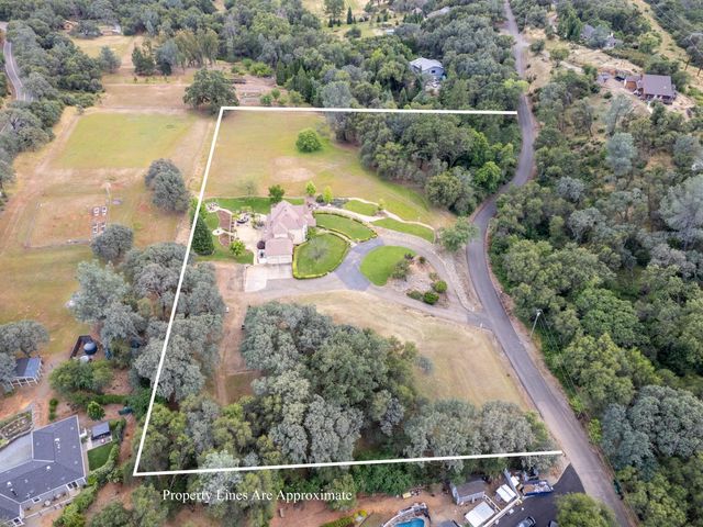 3140 Ridgeline Dr, Rescue, CA 95672