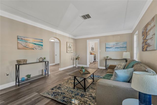 4751 1ST AVENUE S, St Petersburg, FL 33711