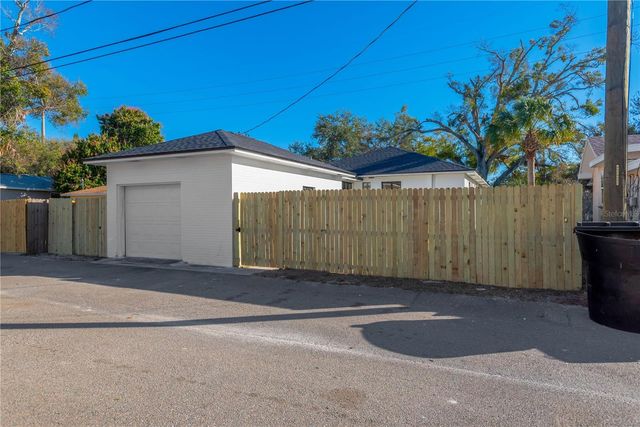 4751 1ST AVENUE S, St Petersburg, FL 33711