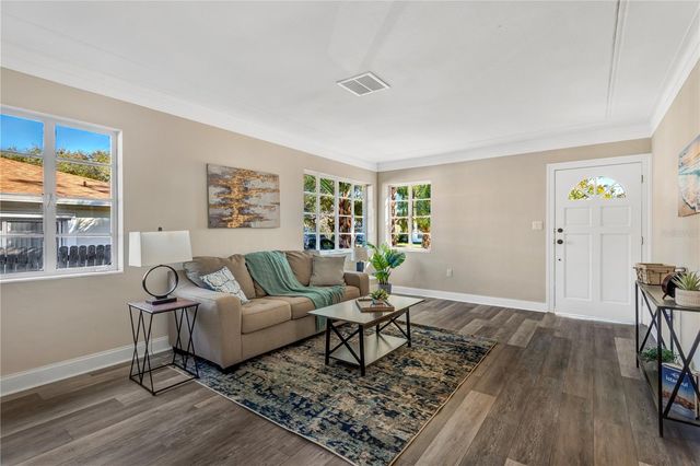 4751 1ST AVENUE S, St Petersburg, FL 33711