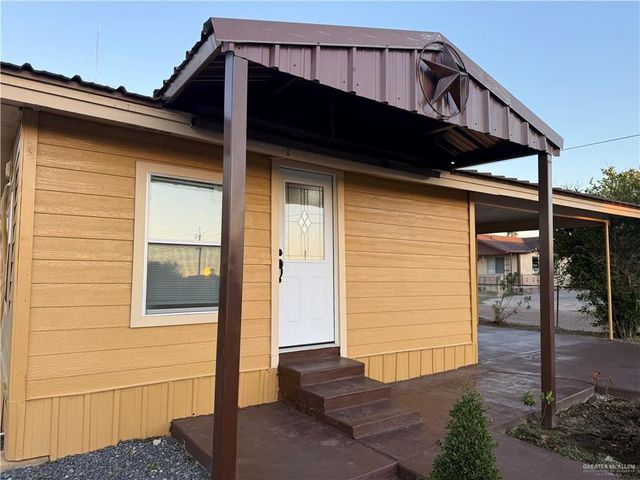 302 N Madrigal Street, Roma, TX 78584