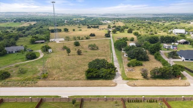3748 Old Fort Worth Road, Midlothian, TX 76065