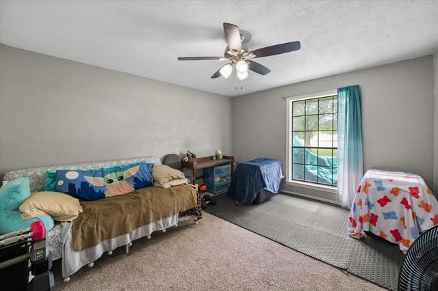 3748 Old Fort Worth Road, Midlothian, TX 76065