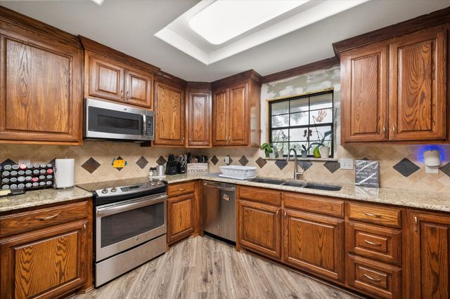 3748 Old Fort Worth Road, Midlothian, TX 76065
