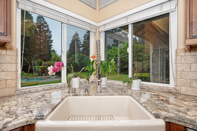 10111 Cavalletti Dr, Sacramento, CA 95829