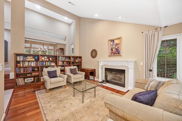 10111 Cavalletti Dr, Sacramento, CA 95829