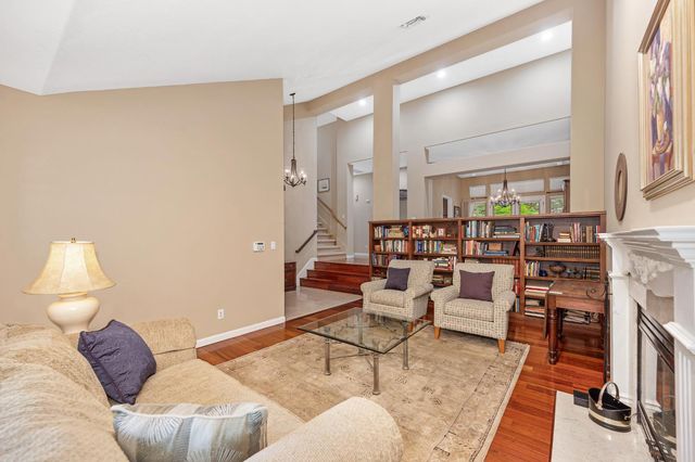 10111 Cavalletti Dr, Sacramento, CA 95829