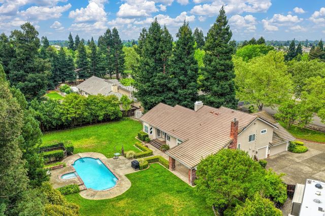 10111 Cavalletti Dr, Sacramento, CA 95829