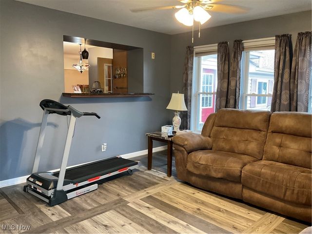 3185 Harding Avenue, East Liverpool, OH 43920