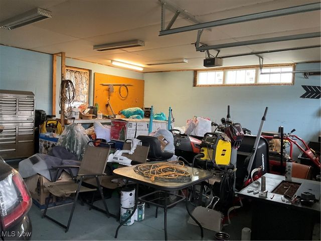 3185 Harding Avenue, East Liverpool, OH 43920