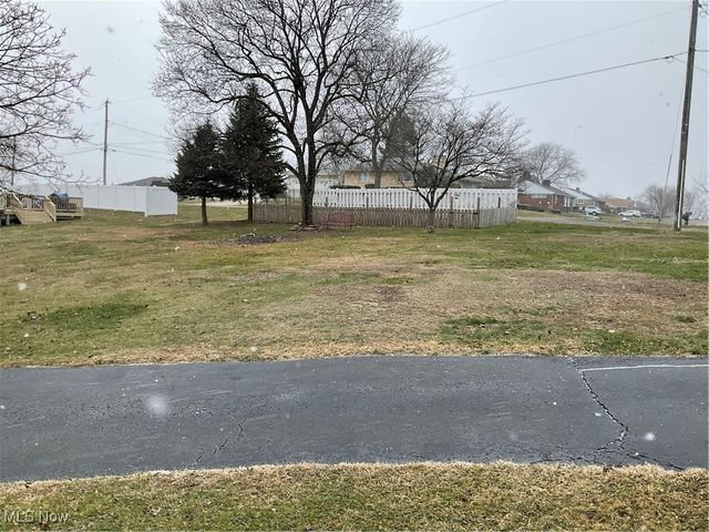 3185 Harding Avenue, East Liverpool, OH 43920