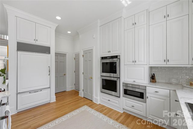 2606 Sheffield Crescent Court, Charlotte, NC 28226
