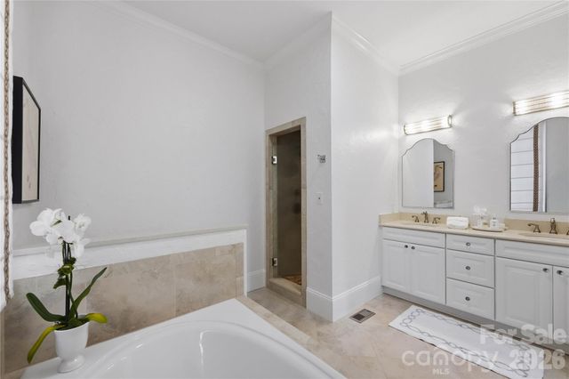 2606 Sheffield Crescent Court, Charlotte, NC 28226