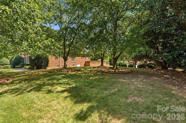 2606 Sheffield Crescent Court, Charlotte, NC 28226