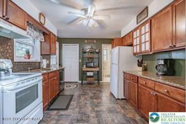 24 Van Doren Mews, Penn Forest Twp, PA 18210