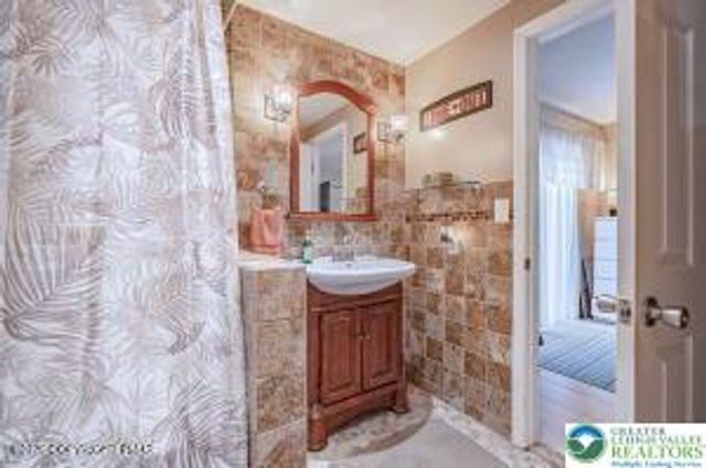 24 Van Doren Mews, Penn Forest Twp, PA 18210