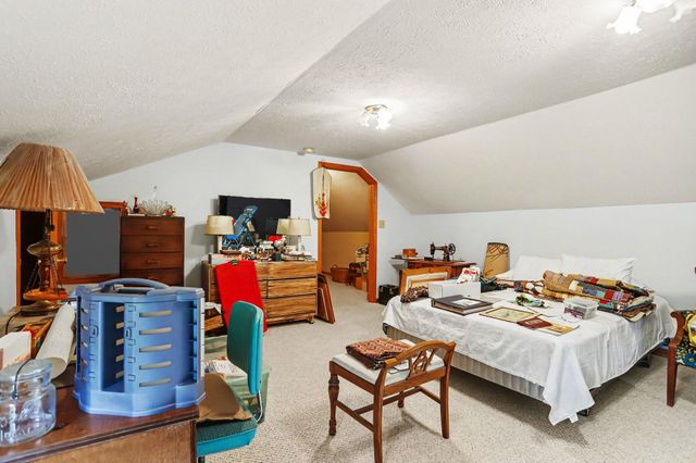 21641 Pine Lake Road, Pennfield Twp, MI 49014