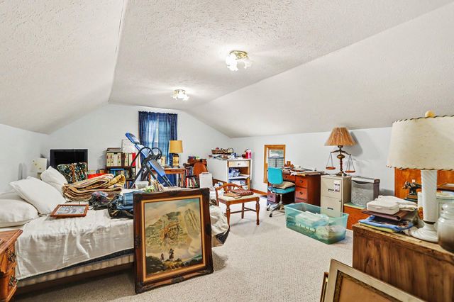 21641 Pine Lake Road, Pennfield Twp, MI 49014