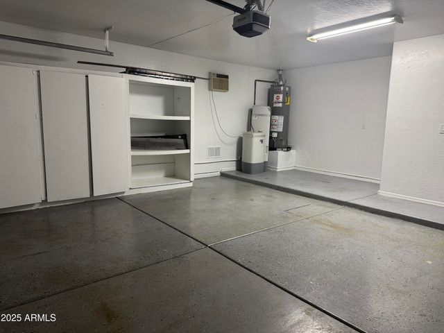 12713 W HOLLYHOCK Drive, Avondale, AZ 85392