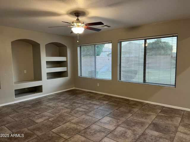 12713 W HOLLYHOCK Drive, Avondale, AZ 85392