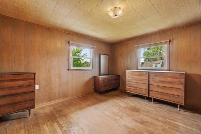 2712 Lincoln ROAD, Kenosha, WI 53143