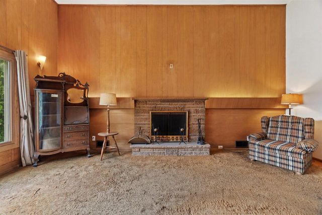 2712 Lincoln ROAD, Kenosha, WI 53143