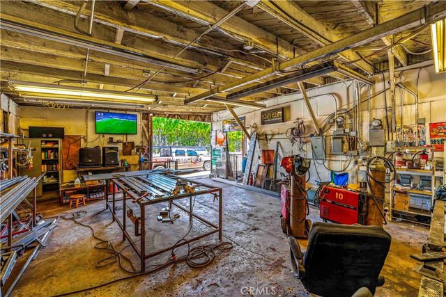 1855 E 62nd, Los Angeles, CA 90001