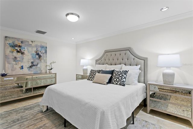 811 S ROME AVENUE, Tampa, FL 33606