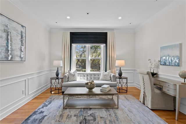 811 S ROME AVENUE, Tampa, FL 33606