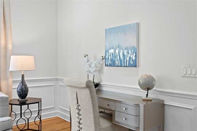 811 S ROME AVENUE, Tampa, FL 33606