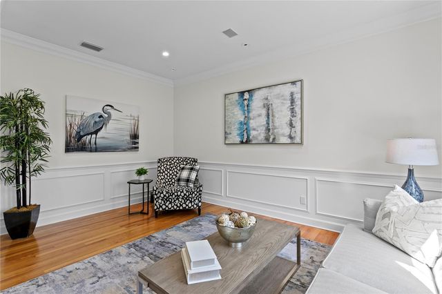 811 S ROME AVENUE, Tampa, FL 33606