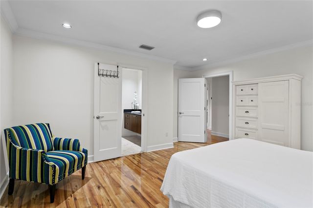 811 S ROME AVENUE, Tampa, FL 33606