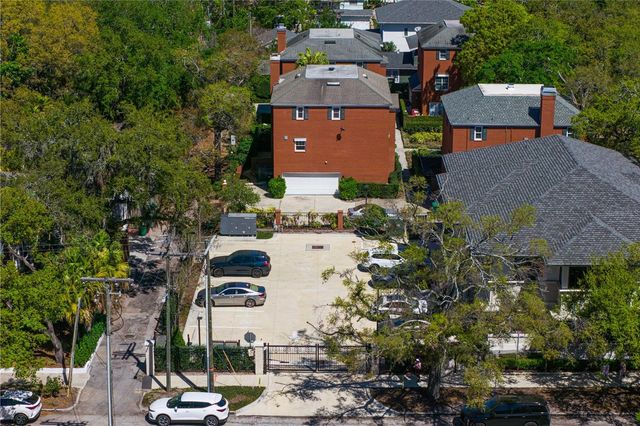 811 S ROME AVENUE, Tampa, FL 33606