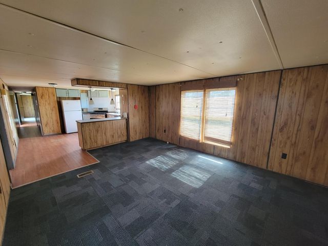 1101 CLARK Avenue, Estancia, NM 87016