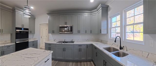 307 Smithfield BLVD, Smithfield, VA 23430