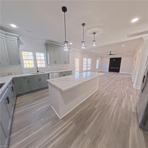 307 Smithfield BLVD, Smithfield, VA 23430