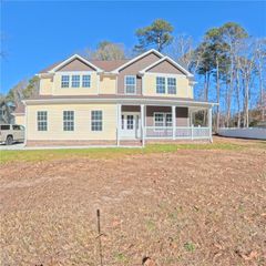 307 Smithfield BLVD, Smithfield, VA 23430