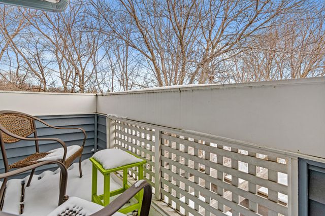 15605 24th Avenue N D, Plymouth, MN 55447