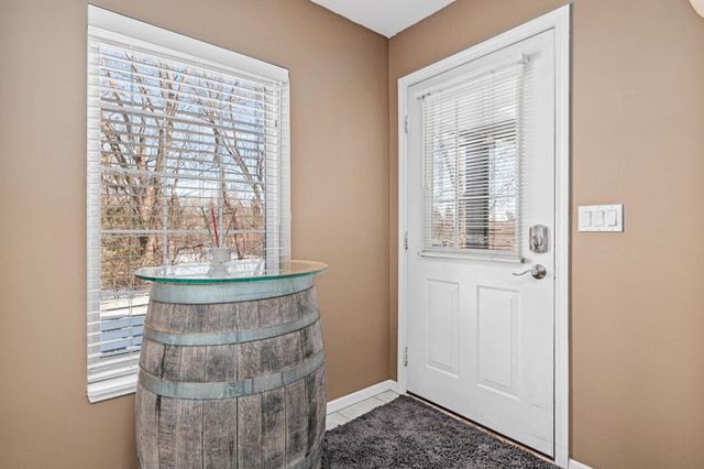 15605 24th Avenue N D, Plymouth, MN 55447