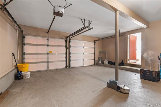 53 Beaumont Drive, Plainview, NY 11803