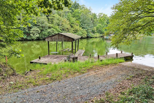 295 Wysong Mill CIR, Hardy, VA 24101