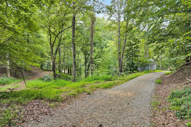295 Wysong Mill CIR, Hardy, VA 24101