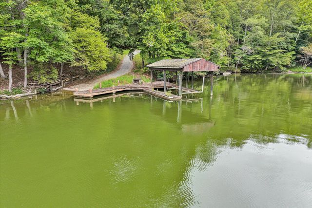 295 Wysong Mill CIR, Hardy, VA 24101