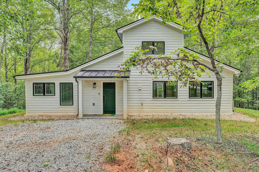 295 Wysong Mill CIR, Hardy, VA 24101
