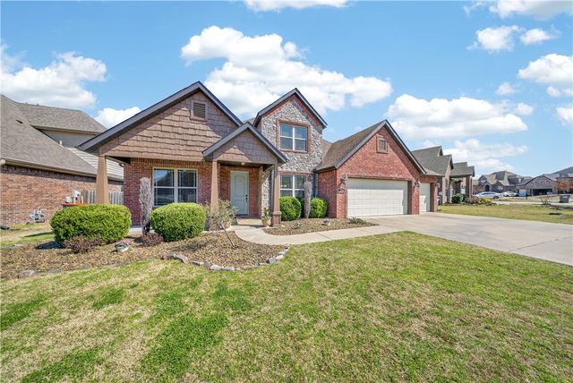 1008 Vista Bell Drive, Cave Springs, AR 72718