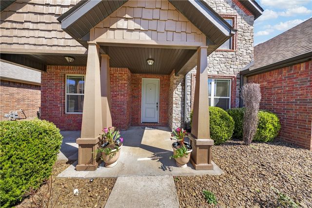 1008 Vista Bell Drive, Cave Springs, AR 72718