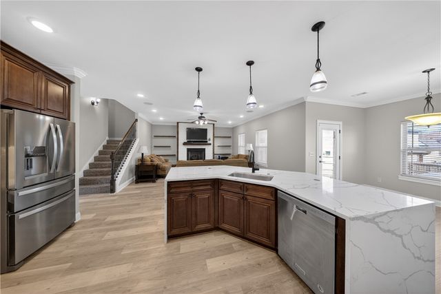 1008 Vista Bell Drive, Cave Springs, AR 72718