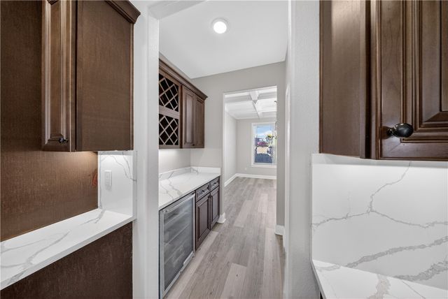 1008 Vista Bell Drive, Cave Springs, AR 72718